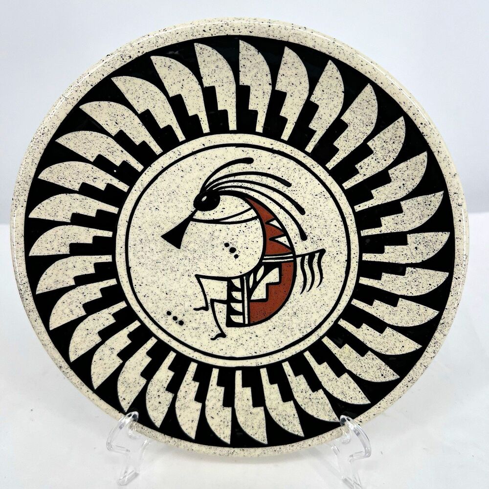 Signed Evitty Navajo Diné Kokopelli Pottery Plate 10" Southwest Tribal Art